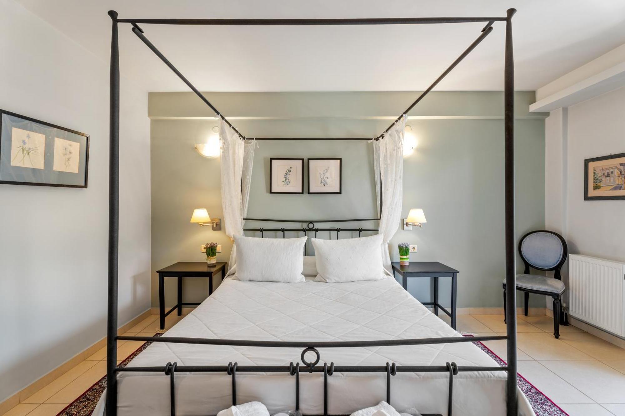 Aerinon Guesthouse Nafplio Exterior photo