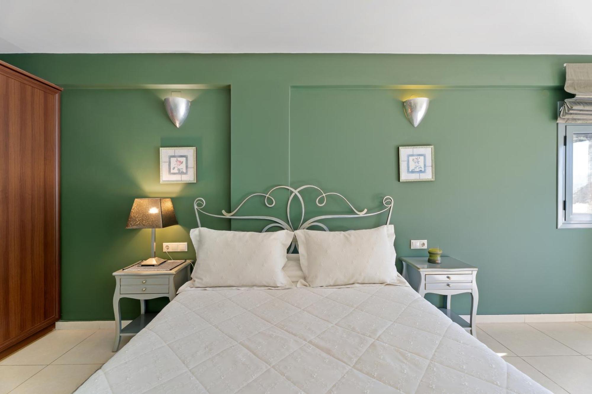 Aerinon Guesthouse Nafplio Exterior photo