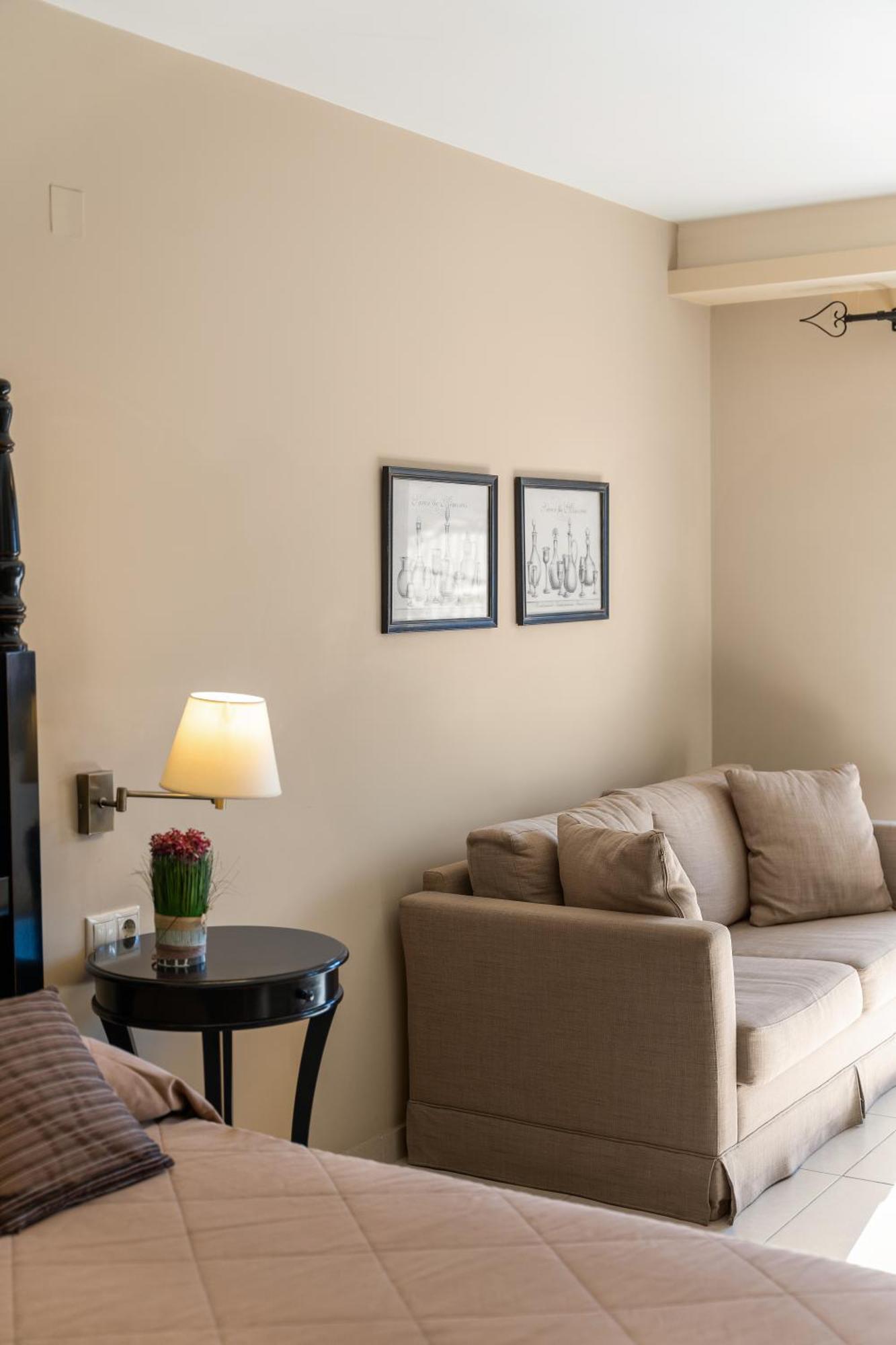 Aerinon Guesthouse Nafplio Exterior photo