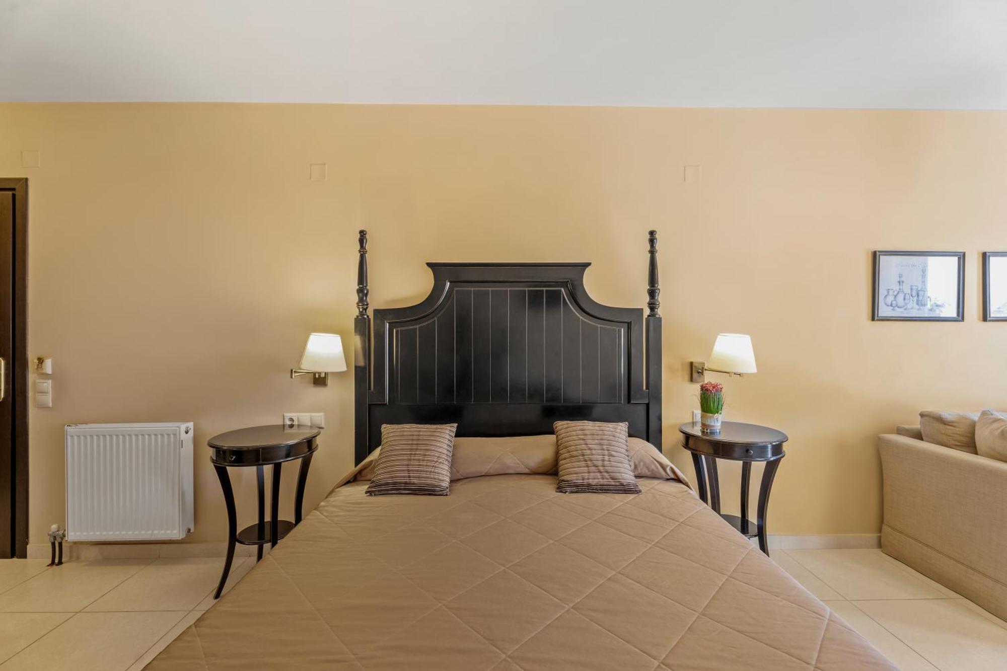 Aerinon Guesthouse Nafplio Exterior photo