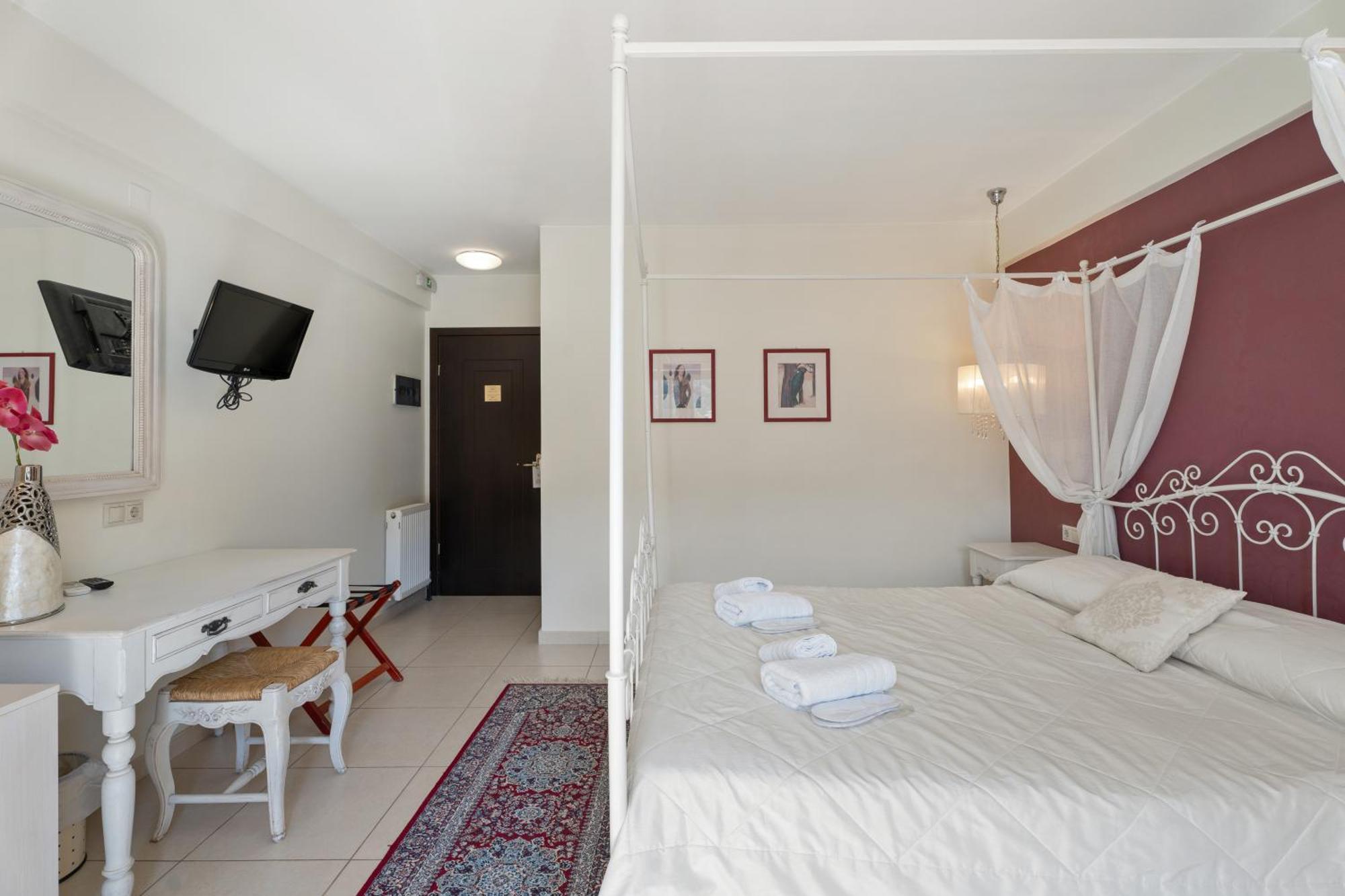 Aerinon Guesthouse Nafplio Exterior photo